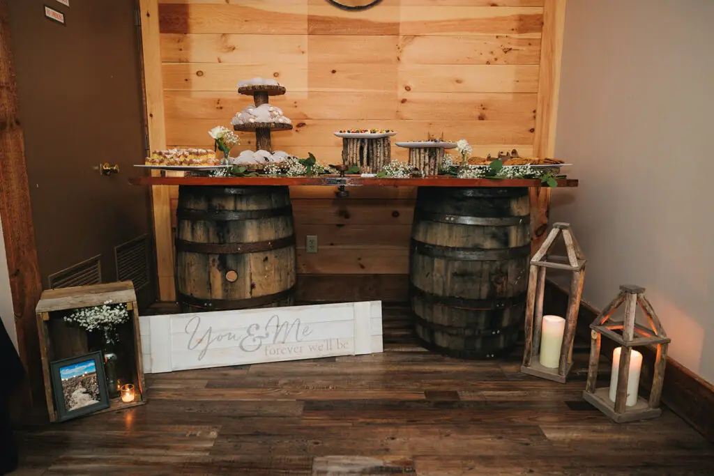Beautiful wedding decor at He'f Hut Vernon NJ