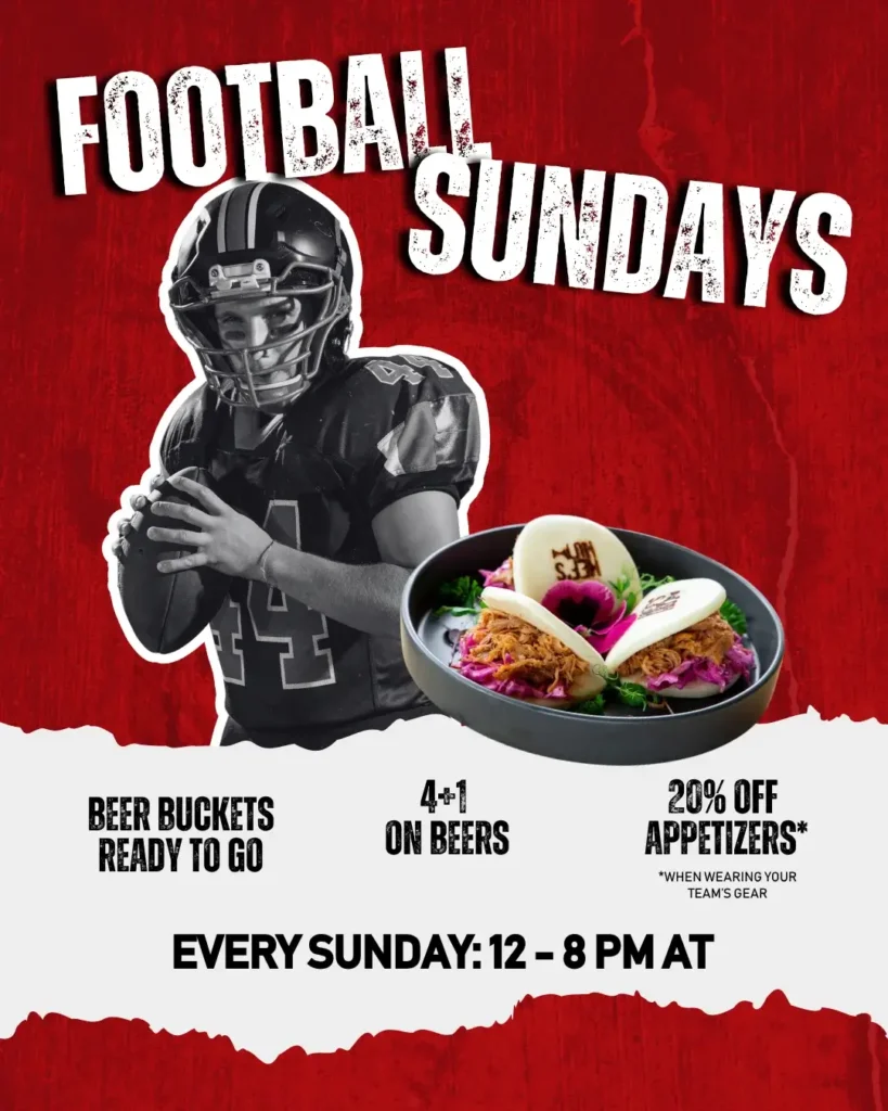 fotbal Sunday at Hef's Hut